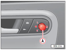 Con el mando A se selecciona el retrovisor exterior del conductor o del acompañante,