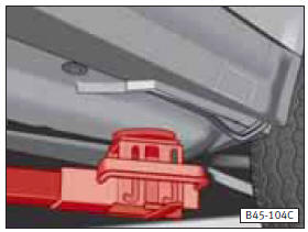 El coche sólo debe levantarse por los puntos de apoyo que se muestran en las